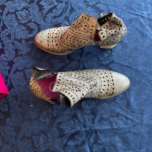 Chanii B Plumette size 40 Brand new - Picture 3 of 11